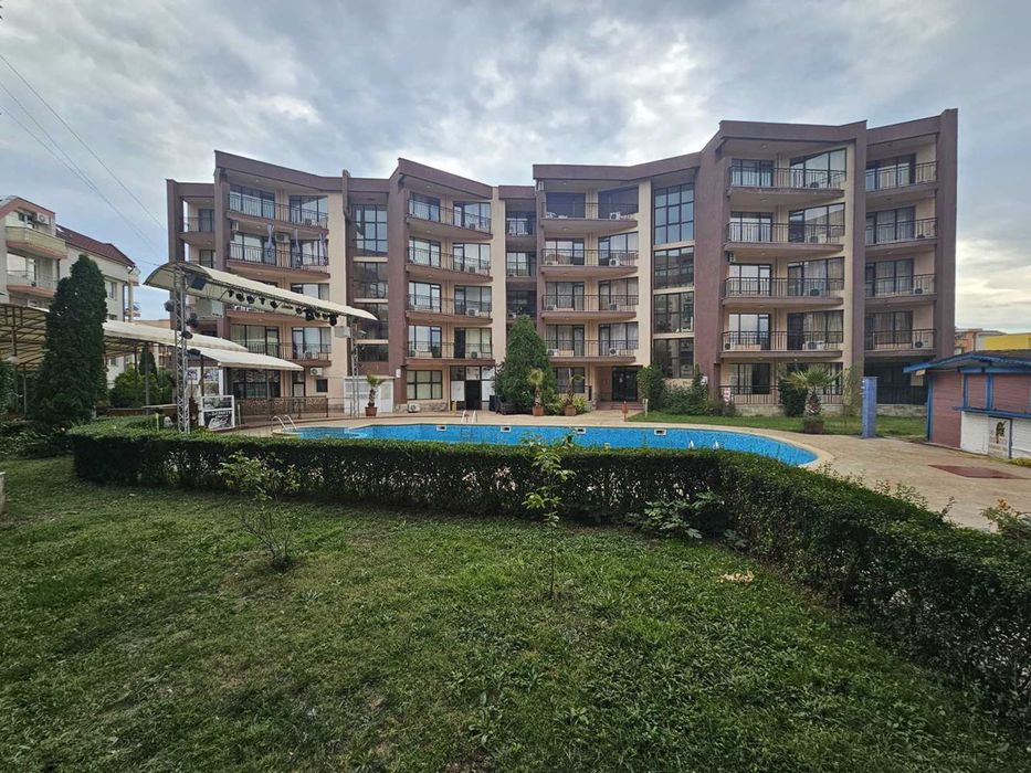 Ексклузивен имот! 2-стаен апартамент на метри от морето! Готови докум