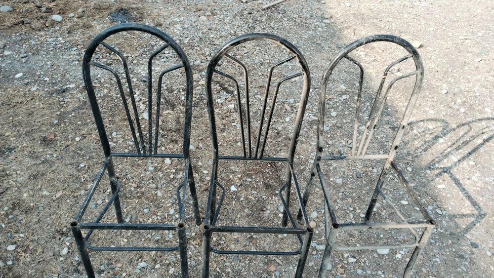 Орындықтар беті жоқ асханаға арналған