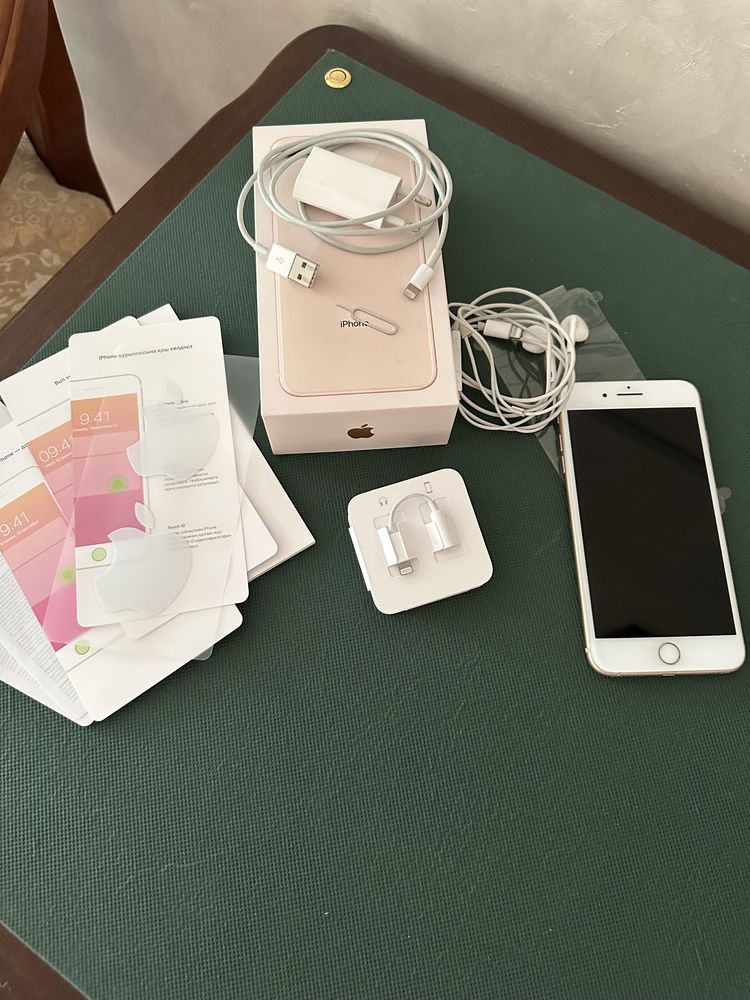 Продам iPhone 8 Plus 256GB