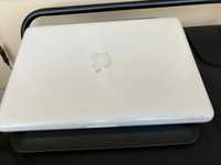 MacBook 13 inch mid 2010