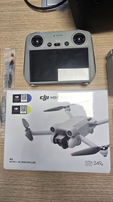 Sigilata Drona DJI Mini 3 PRO Fly More Combo