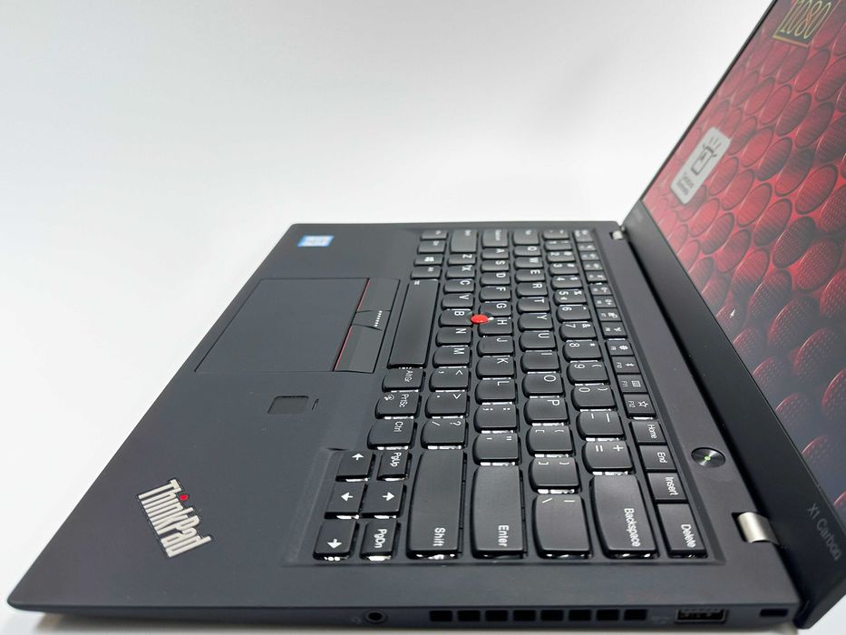 Laptop Lenovo X1 Carbon G5 i7-5th 16GB RAM 1 TB SSD Garantie 12 luni