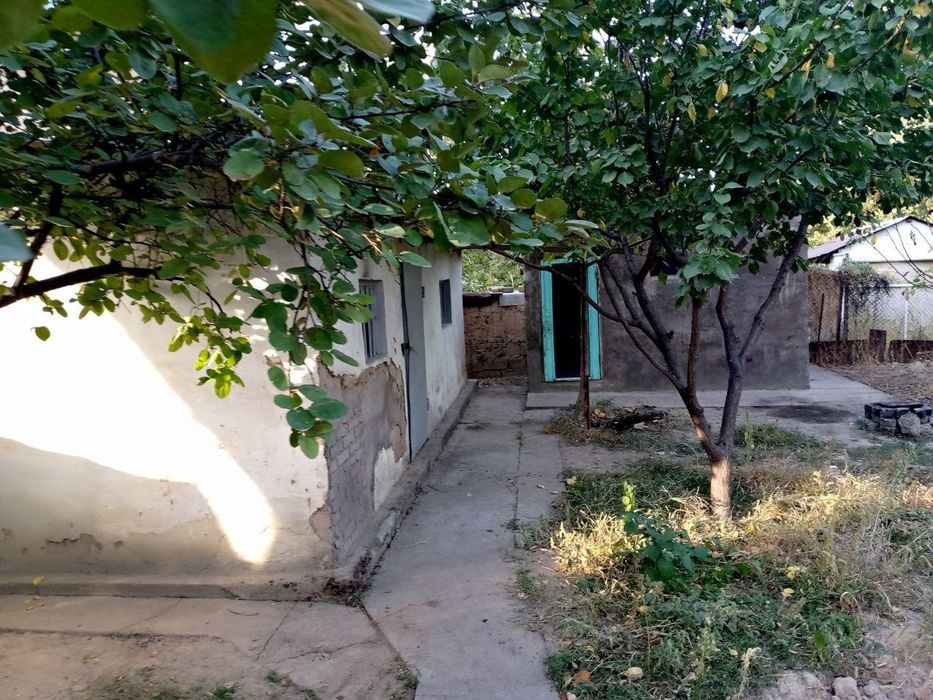Срочно продается участок площадью 4 сотки, Ташкентский район, недалеко
