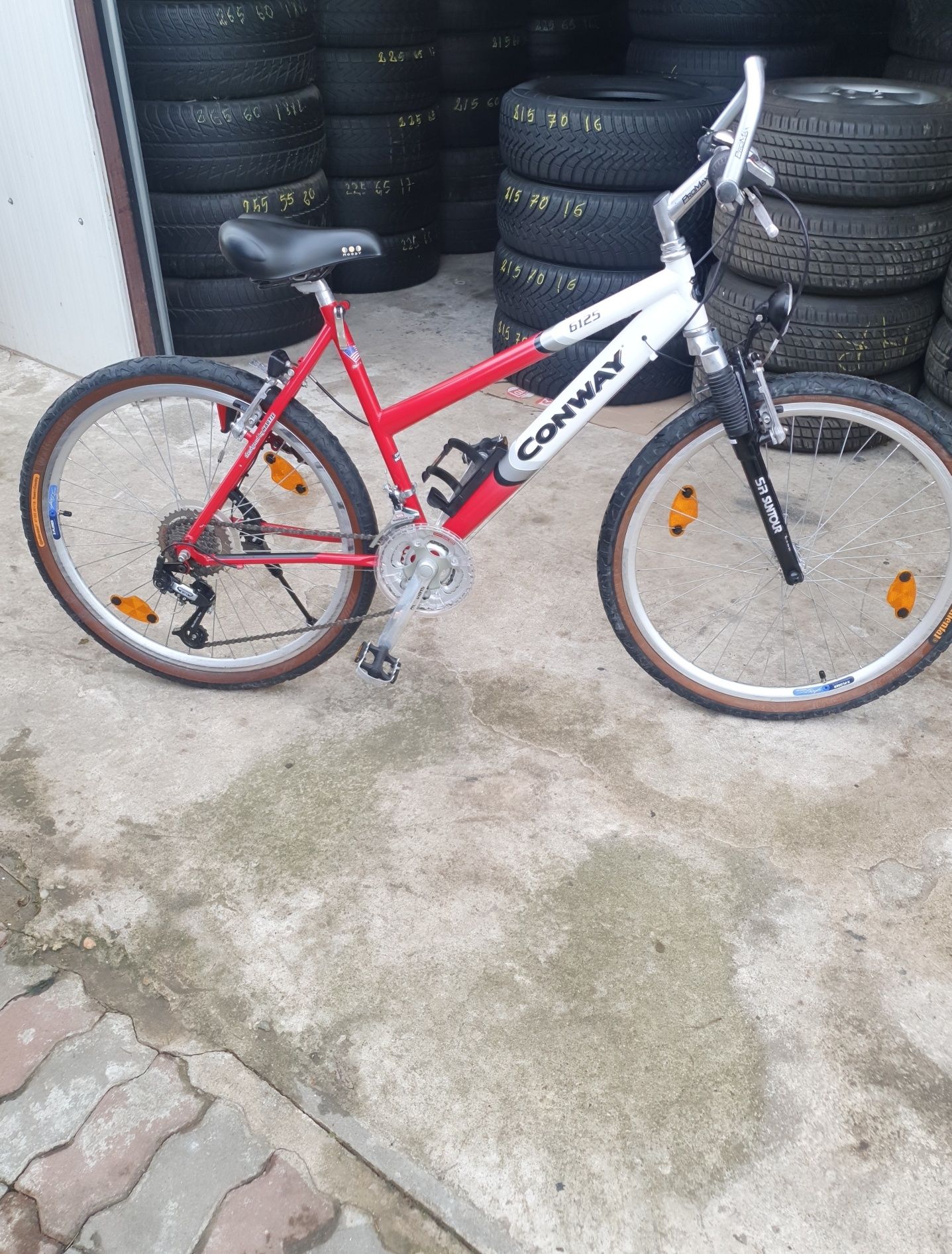 Bicicletă MTB Conway jante duble aluminiu 26 impecabilă.