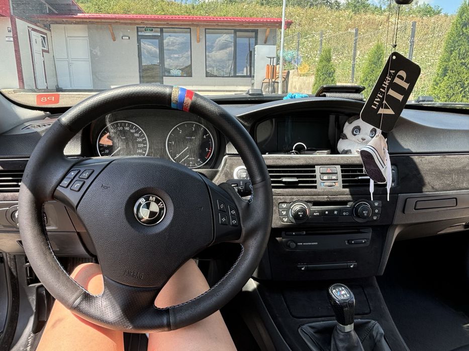 Vând bmw e90 , 320d