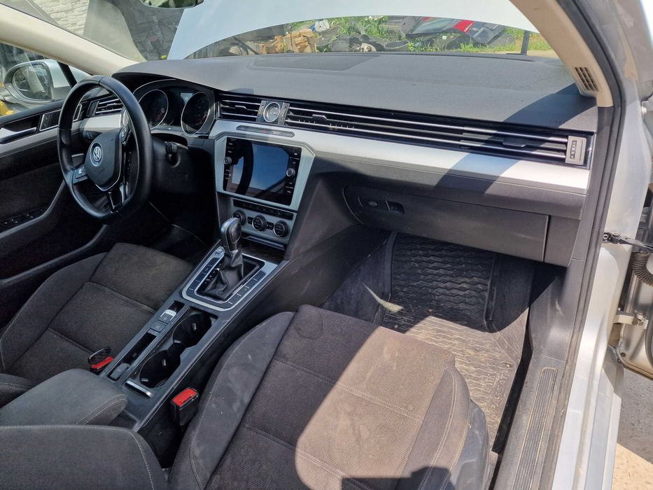 Airbag Volkswagen Passat B8 plansa bord airbag sofer pasager centuri