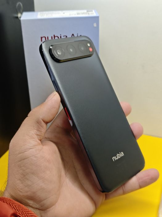 Nubia Air Sigilat 20 GB RAM 256 stocare