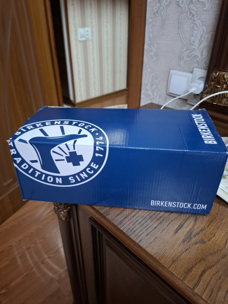 Мужские тапочки BIRKENSTOCK