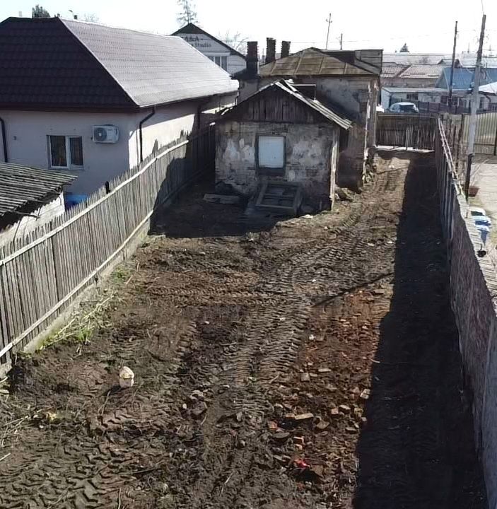 Vand teren ultracentral S=461 mp si casa nelocuibila S=83 mp