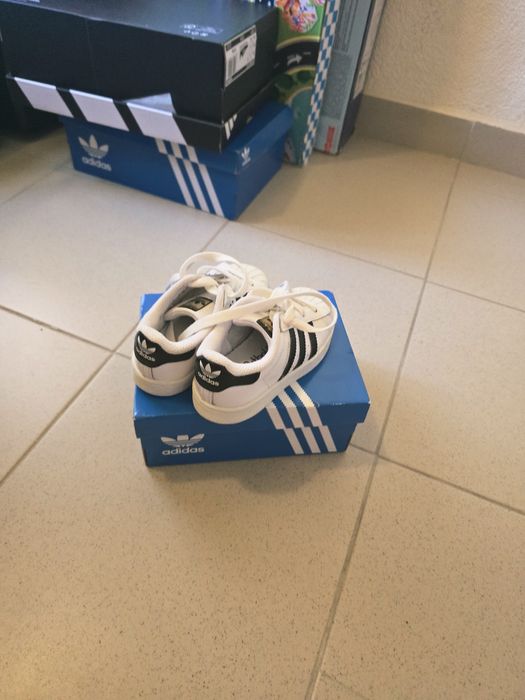 Adidas süperstar 24