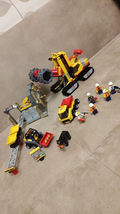 LEGO City Mining 60188 - Миньори експерти