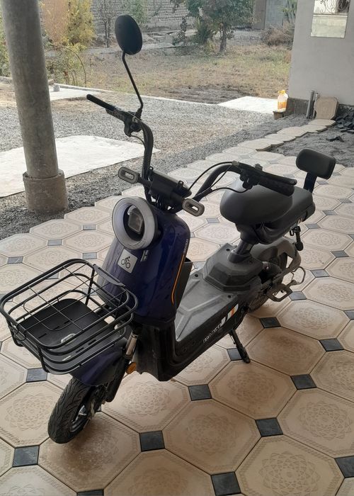Skuter sotiladi bez akkumulyator