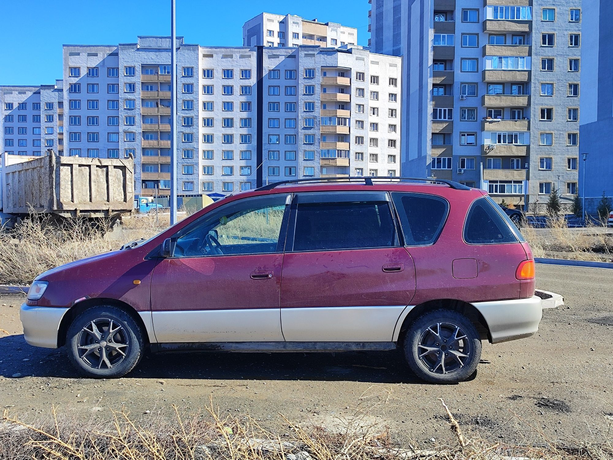 Продам диск с шинамы