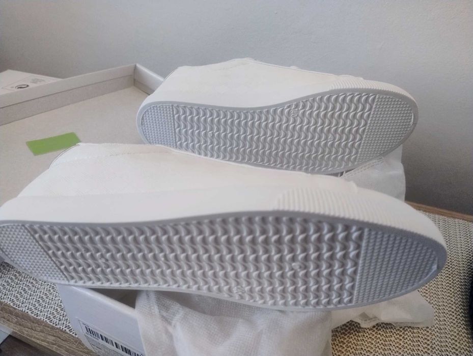 Adidași , încălțăminte dama  sport, relaxare