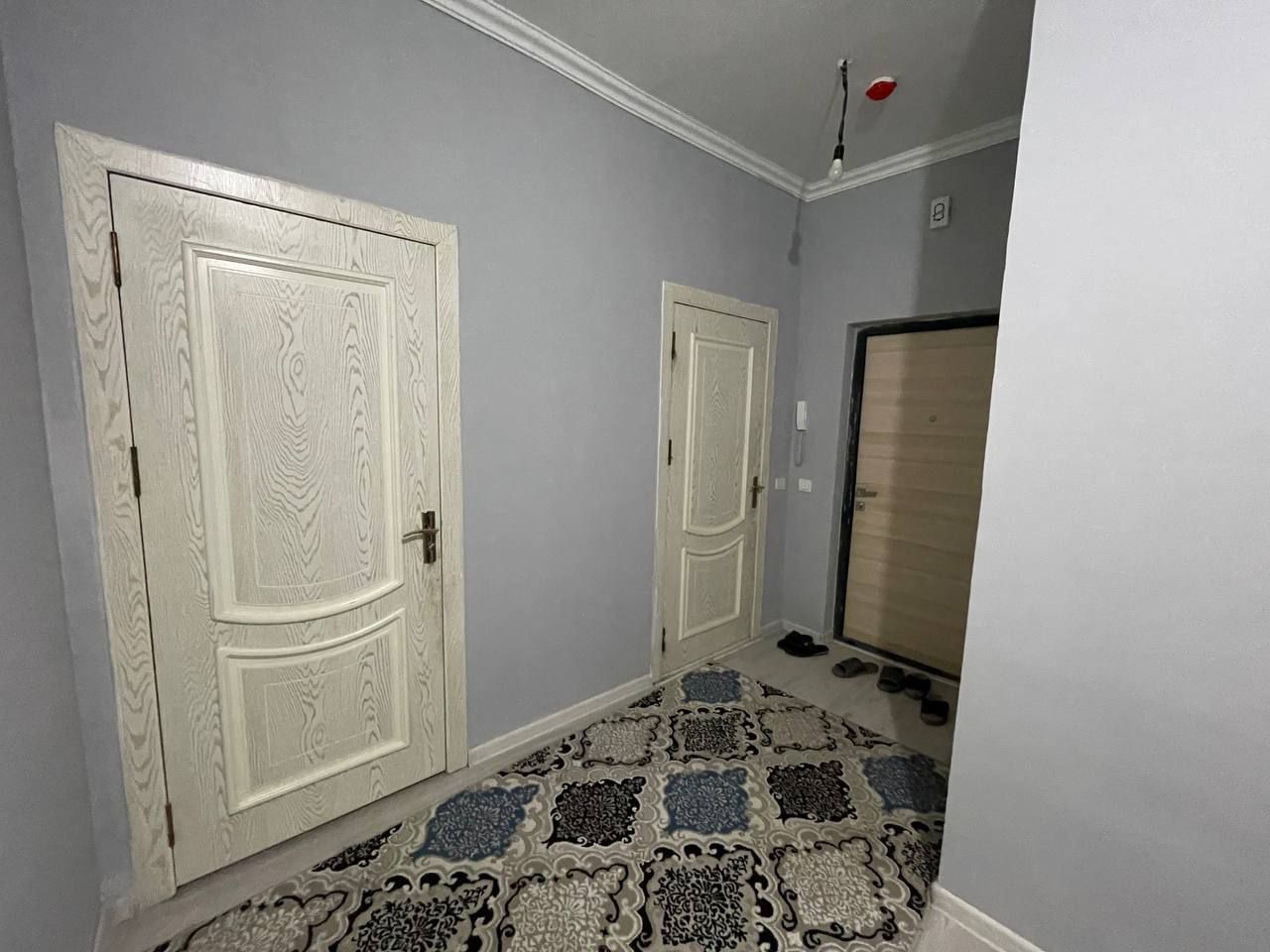 Chilonzor Farxadskiy  yonida kvartira bor