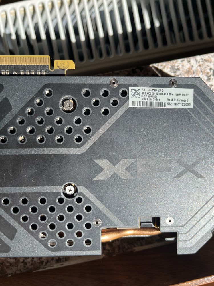 ! DEFECTA ! placă video XFX RX 580 4gb OC+