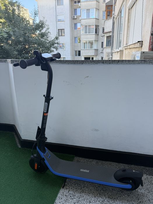 Електрическа тротинетка Segway- Ninebot KickScooter C2 Pro,