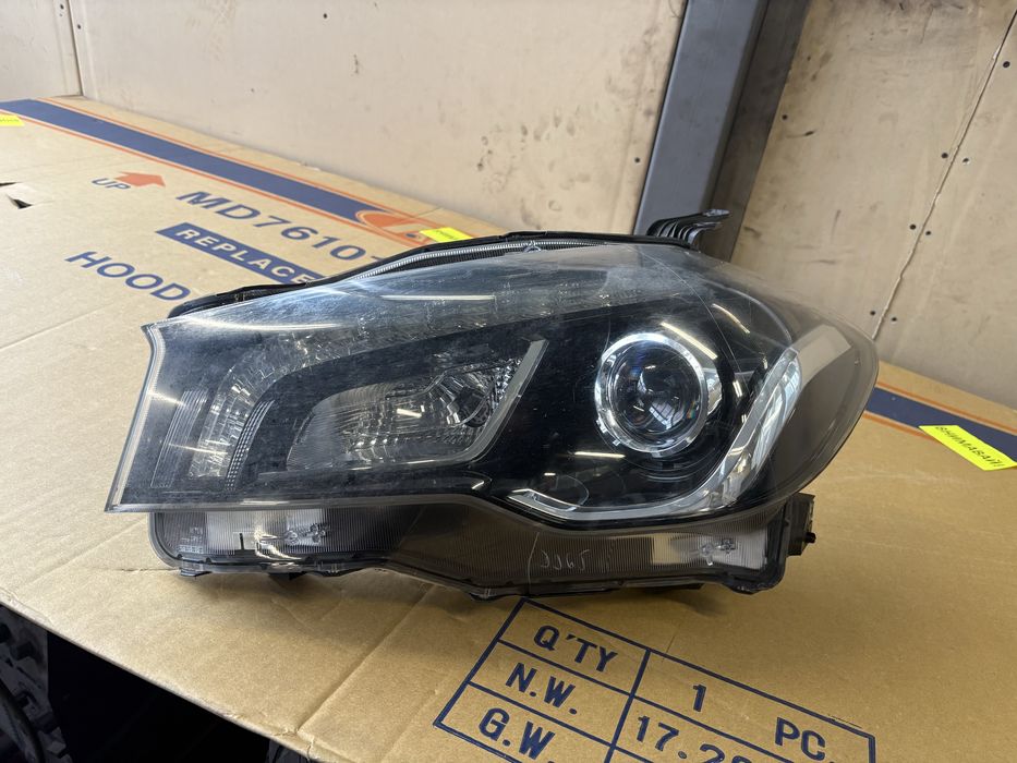 Suzuki Sx4 s-cross 2018 година Ляв Лед Фар Led