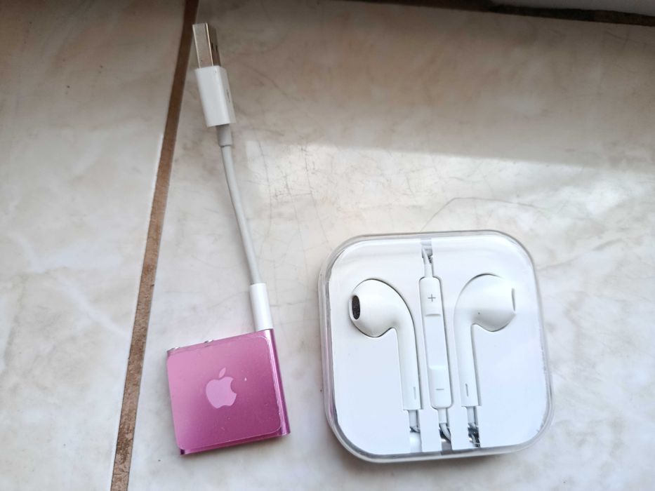 mp3 player apple rosu