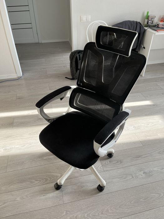 Продам офисное кресло, для работы за компьютером