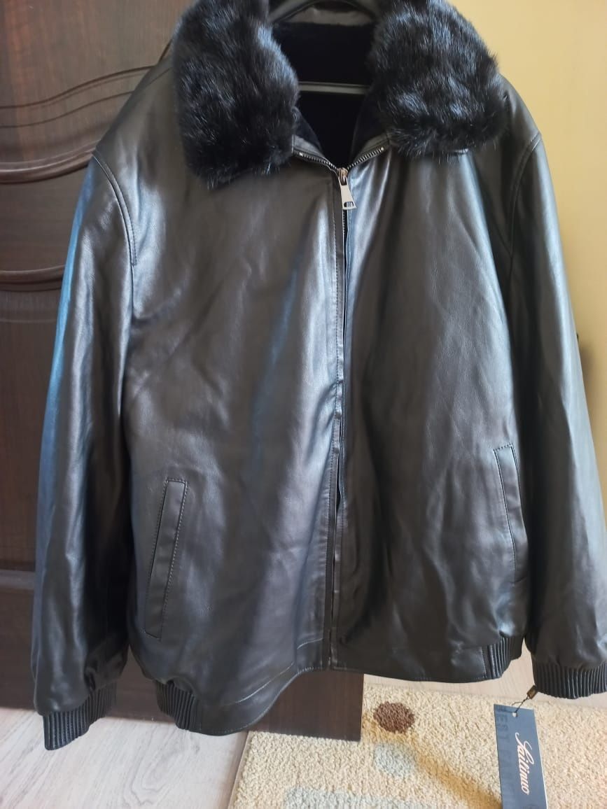 Продам новую мужскую зимнюю , кожаную куртку , размер 3 XL
