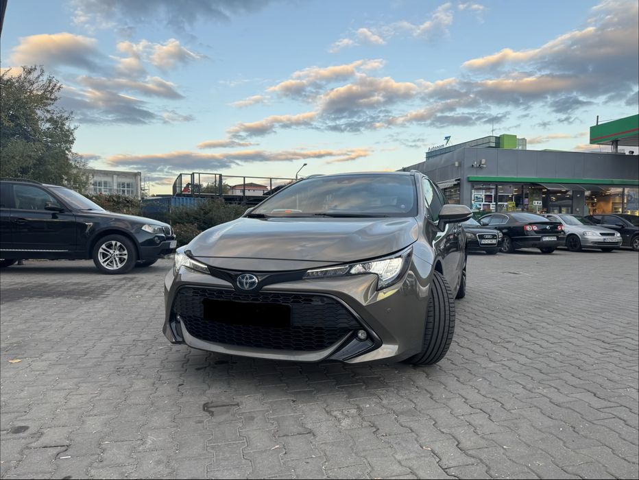Toyota Corolla hybrid TVA deductibil