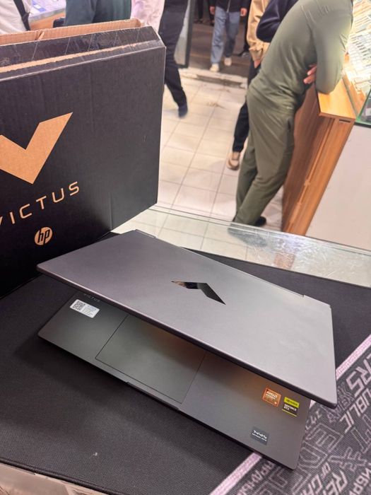 Ноутбук Hp Victus Gameng AMD Ryzn 5-8 SSD 512GB DDR5 16Gb RTX4050 6GB