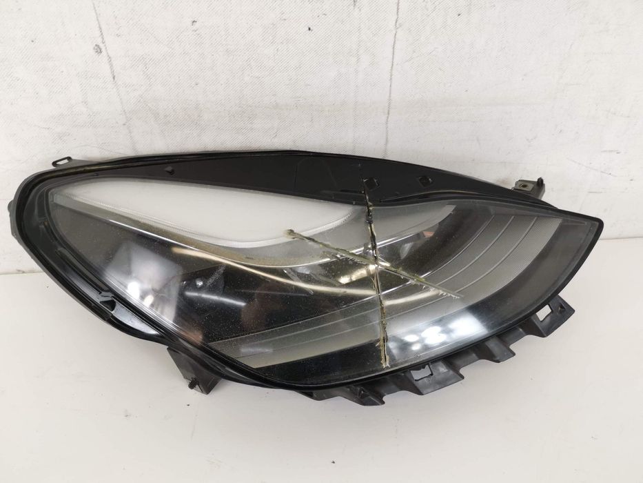 Десен фар Лед Тесла Модел 3/Y / Tesla Model 3/Y Оригинален Повреден Де