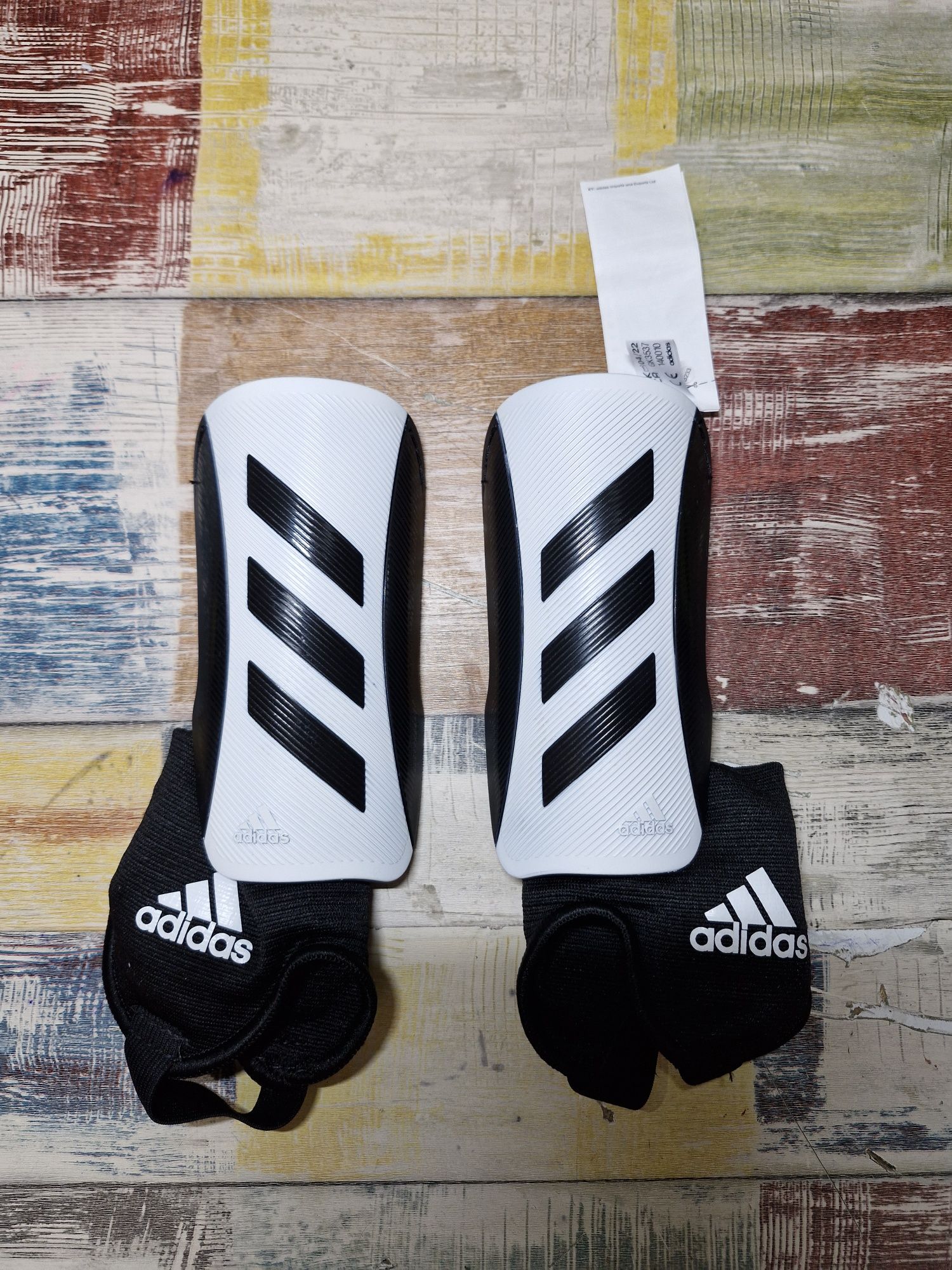 Aparatori fotbal Adidas