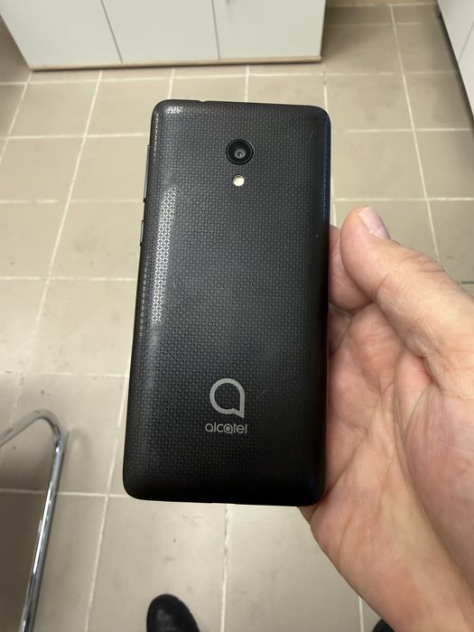 Alcatel 1C 8gb - отличен