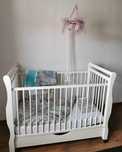 Pat bebe BabyNeeds Jas, din lemn, suport pentru baldachin