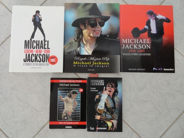 Michael Jackson - Carti biografice, DVD, poster