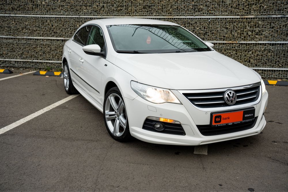 Volkswagen Passat CC 2011 R-Line Rate/Garantie/Revizii