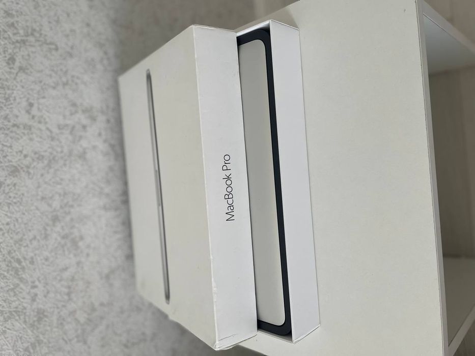 MacBook Pro 13 2015 обмен на Nintendo switch, ipad mini 6, air  5,
