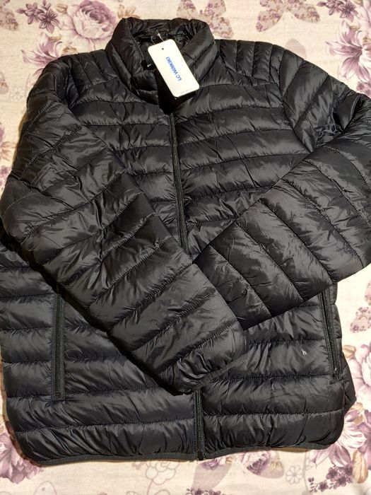 Чисто ново мъжко яке LC WAIKIKI