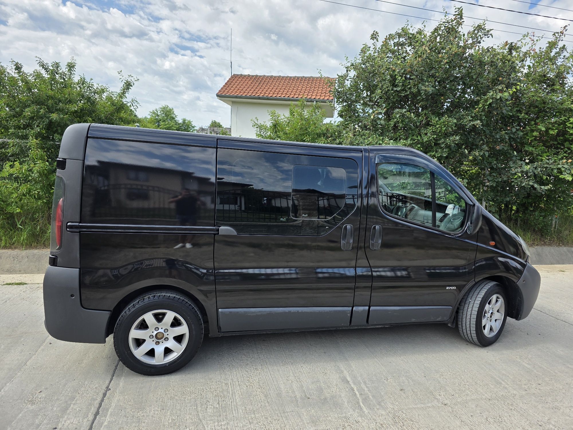 Opel Vivaro 9locuri 1.9DTI 2003 Inm.Ro Rate 0%AVANS