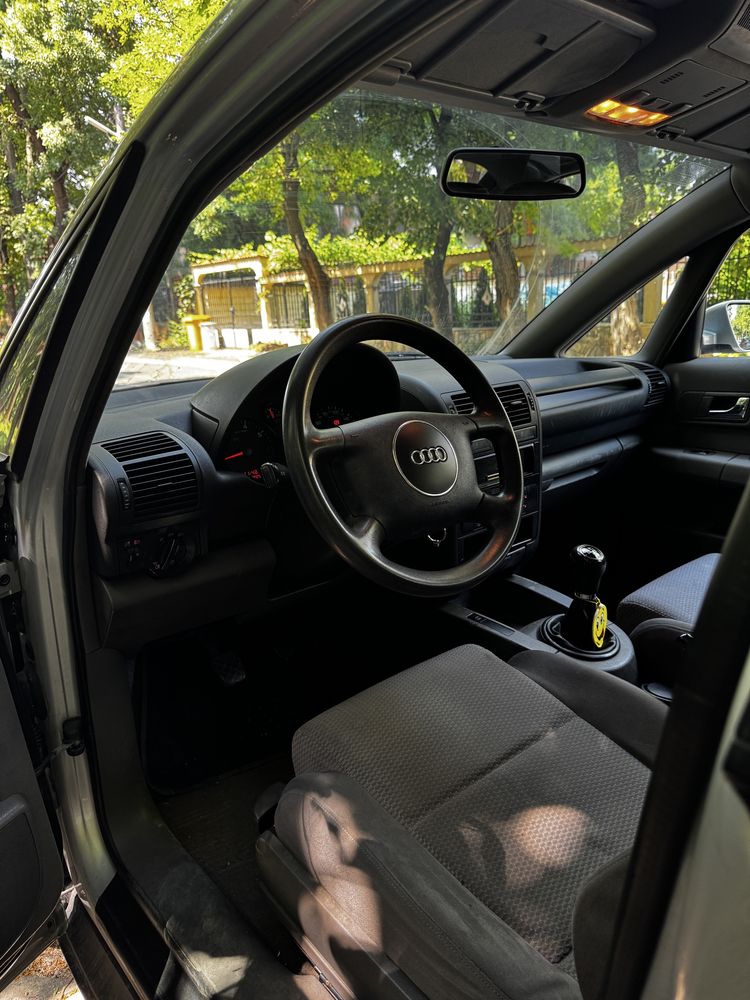 Audi A2 , 2001, бензин