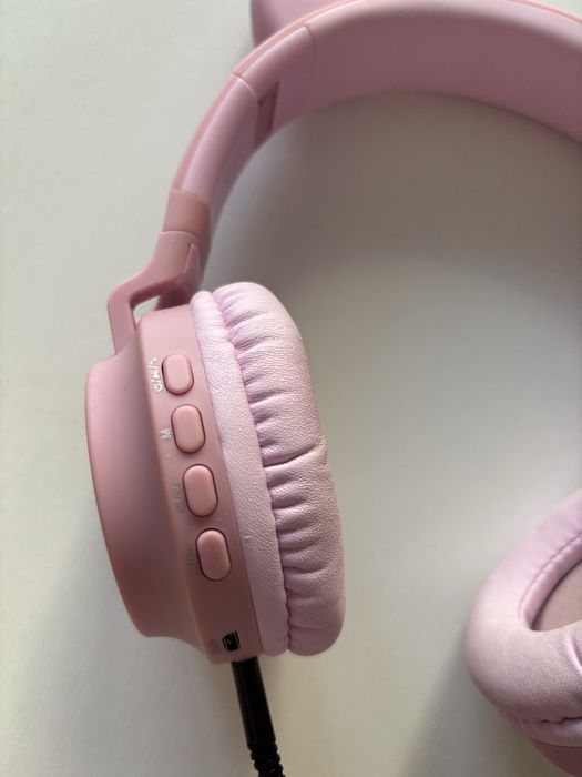 Căști bluetooth wireless, cu urechi, culoare roz, cu leduri colorate