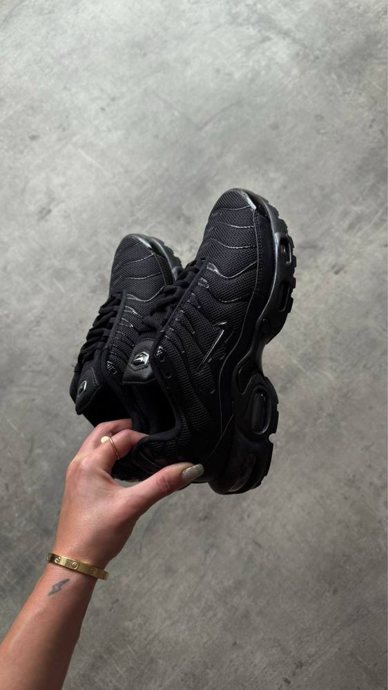 Air Max Plus TN Triple Black