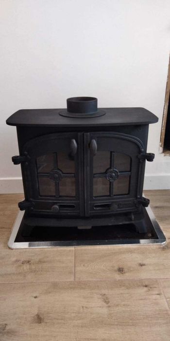 Чугунена камина Чугунена камина