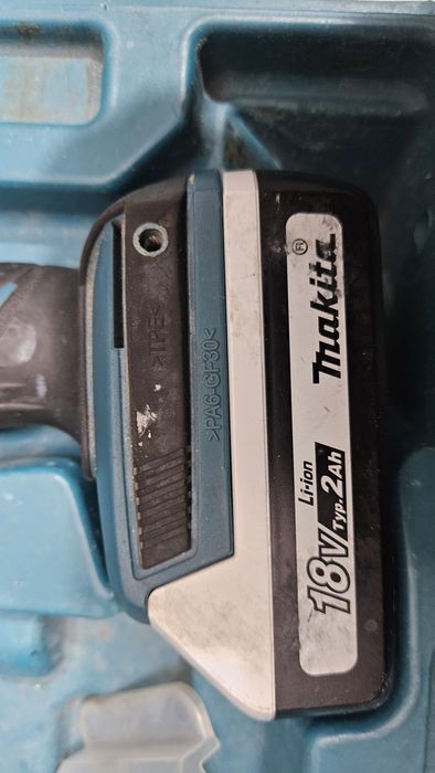 Bormașina Makita 18v