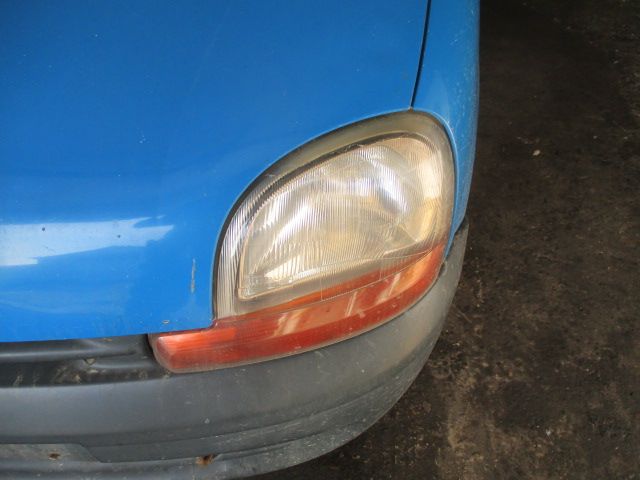 Far stanga dreapta Renault Kangoo an 1998-2007 ORIGINALE complete