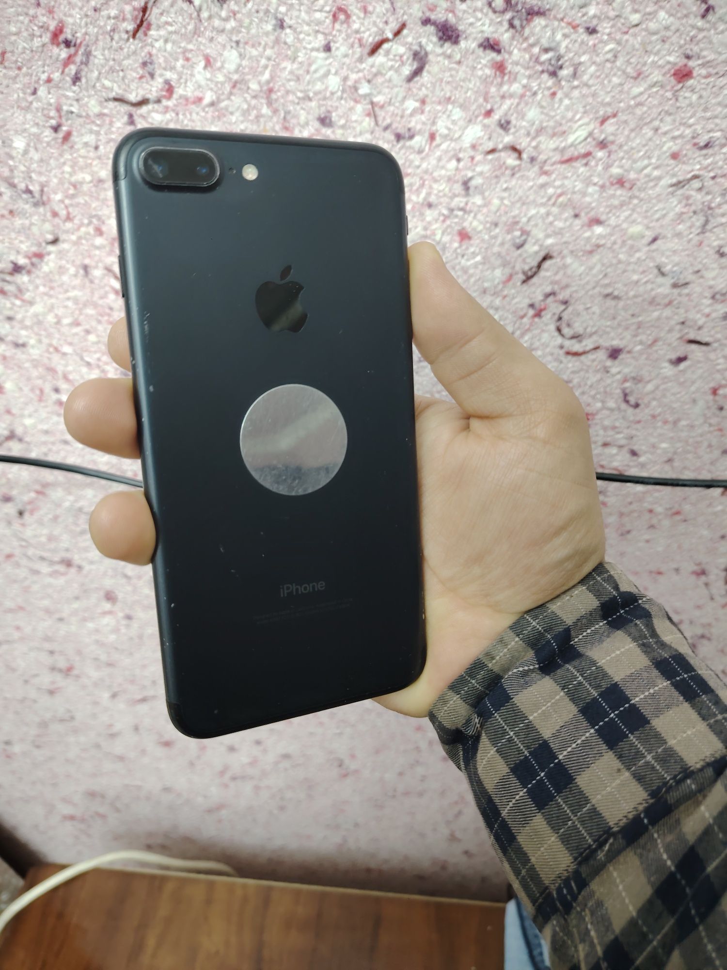 Iphone 7 plus sotiladi
