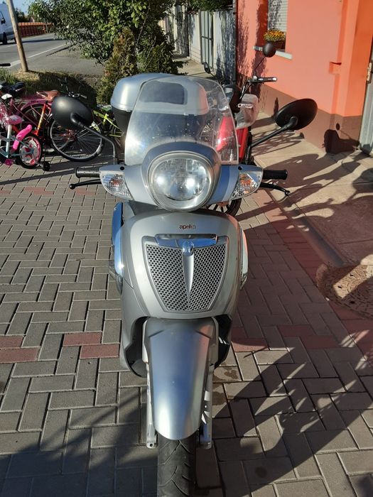 Scuter Aprilia Scarabeo 125