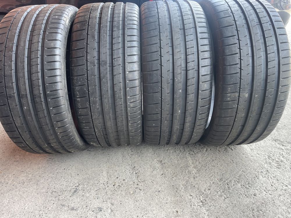 4 anvelope NOI de vara 265/35/22 Michelinpilot super sport