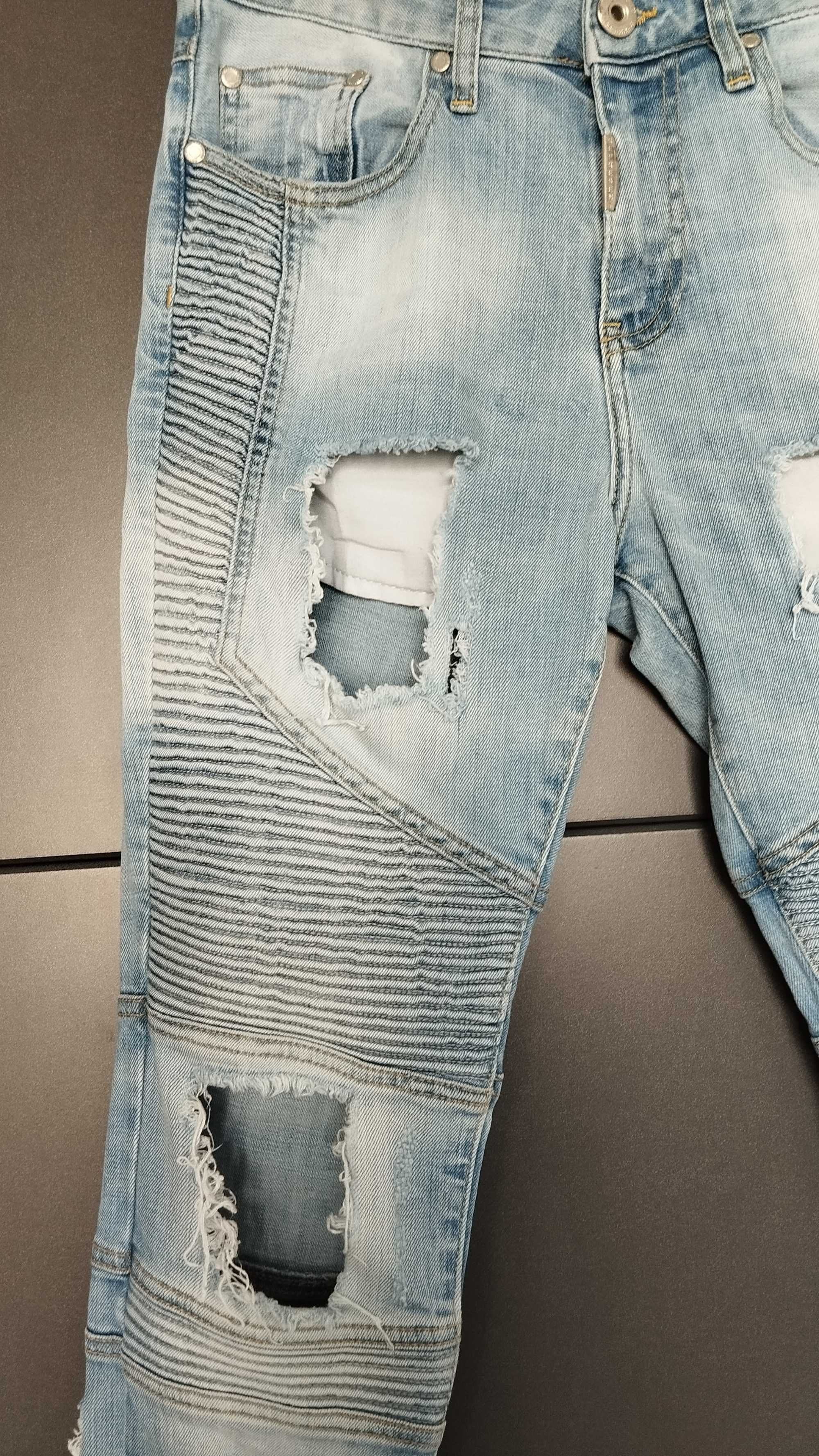 Represent skinny fit 30 мъжки накъсани дънки светло сини
