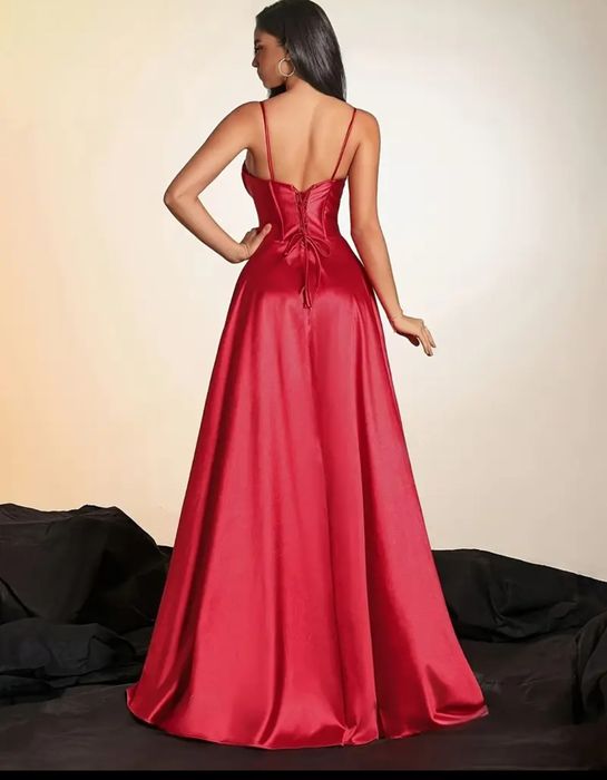 Rochie      eleganta