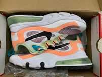 Дамски маратонки Nike