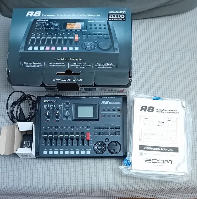 Zoom R8 Multitrack Recorder
