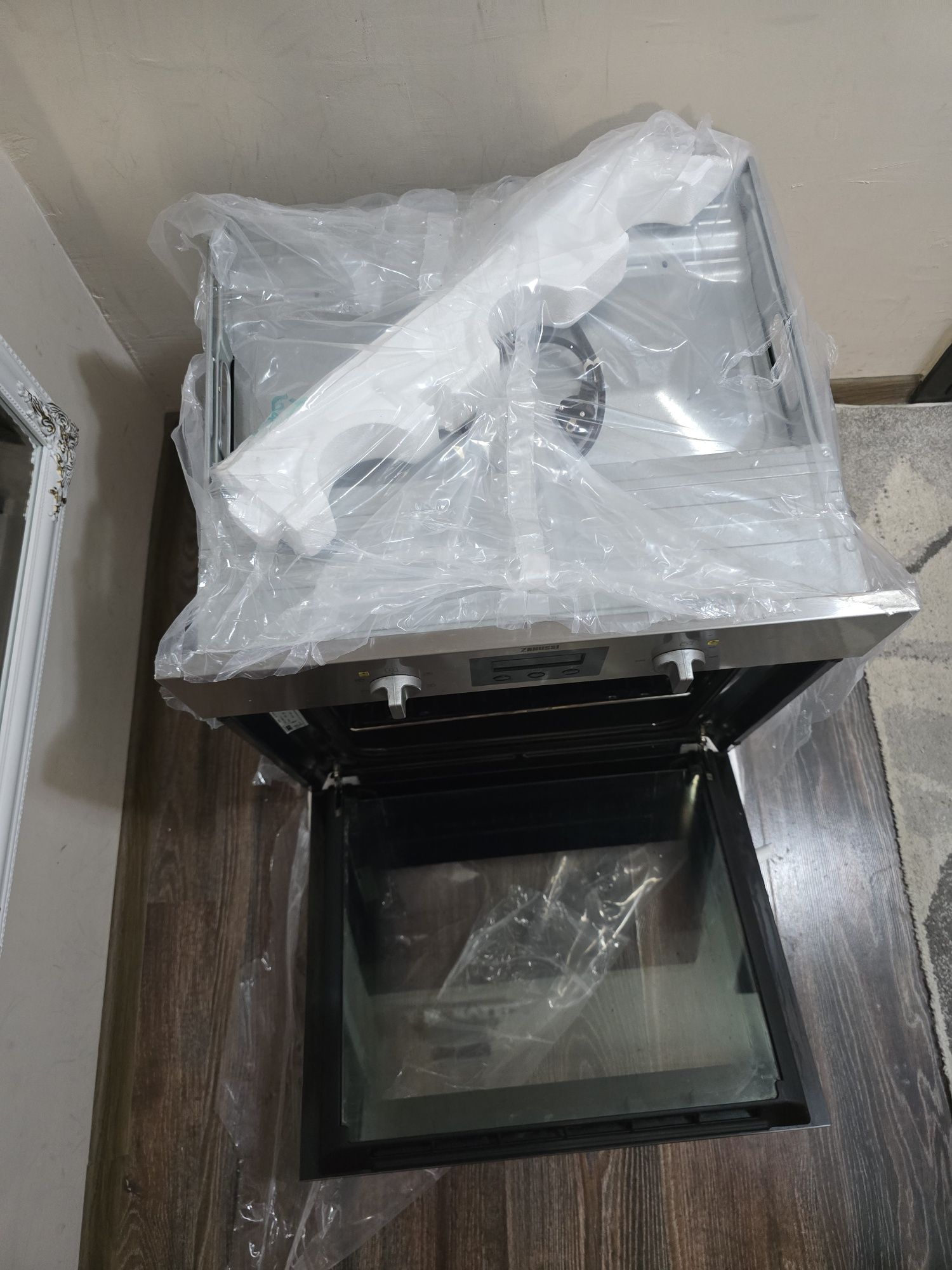 Фурна за вграждане ZANUSSI ZOB442XU